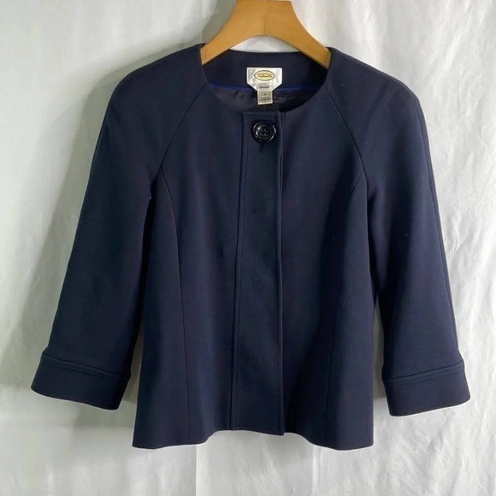 Talbots navy blue rounded shoulder three-quarter sleeve, belted, knit blazer